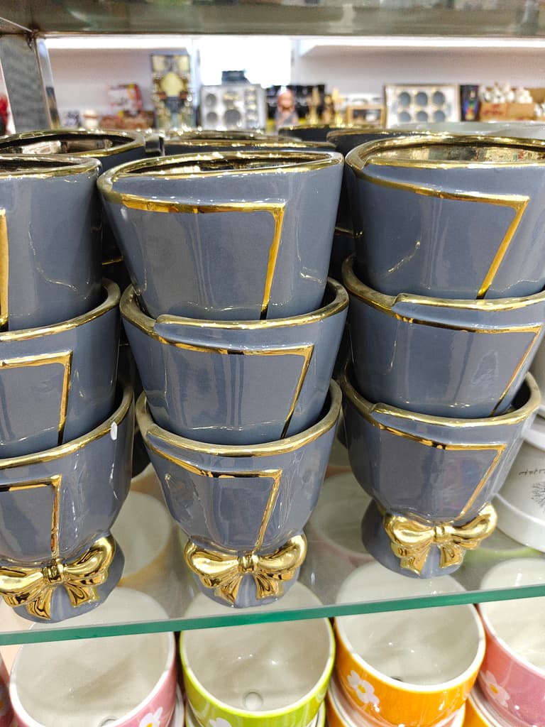 Gold-Bow Designed Cups | Ceramic | Gold | Decorative