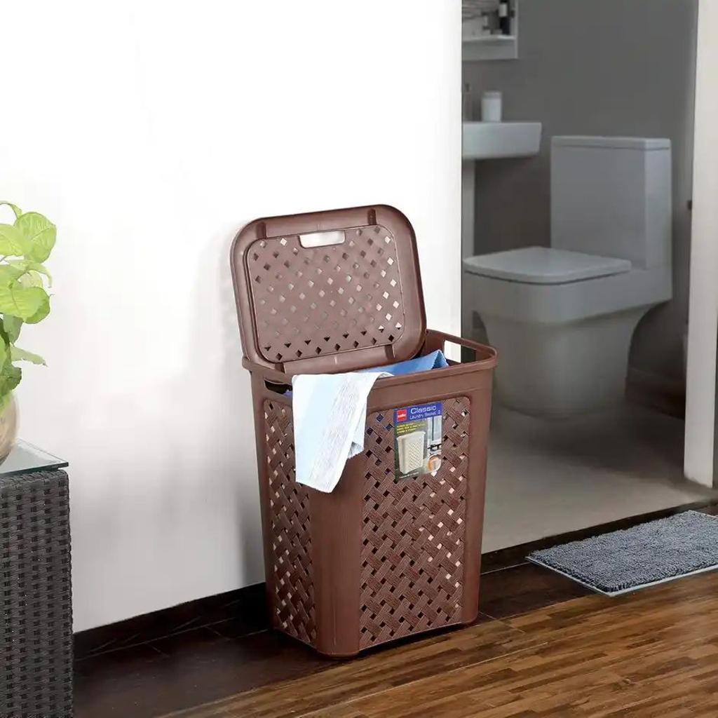 Cello Classic Plastic Laundry Basket with Lid, Brown | Lightweight and Portable