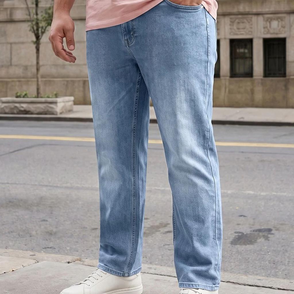 Plus Men's Ice Blue Relaxed Fit Washed Denim Jeans Non-Stretchable