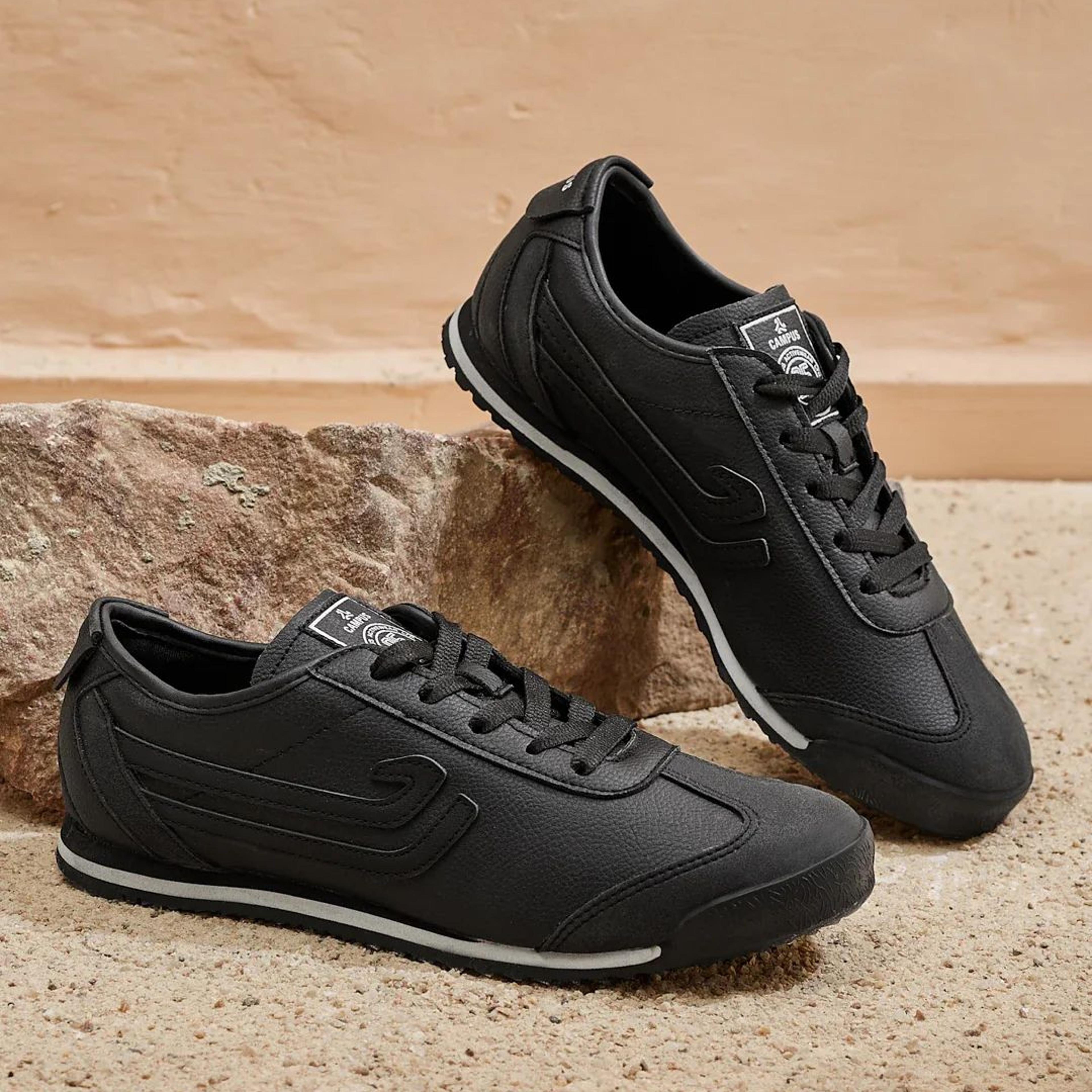 VIBRO Black Women's Sneakers