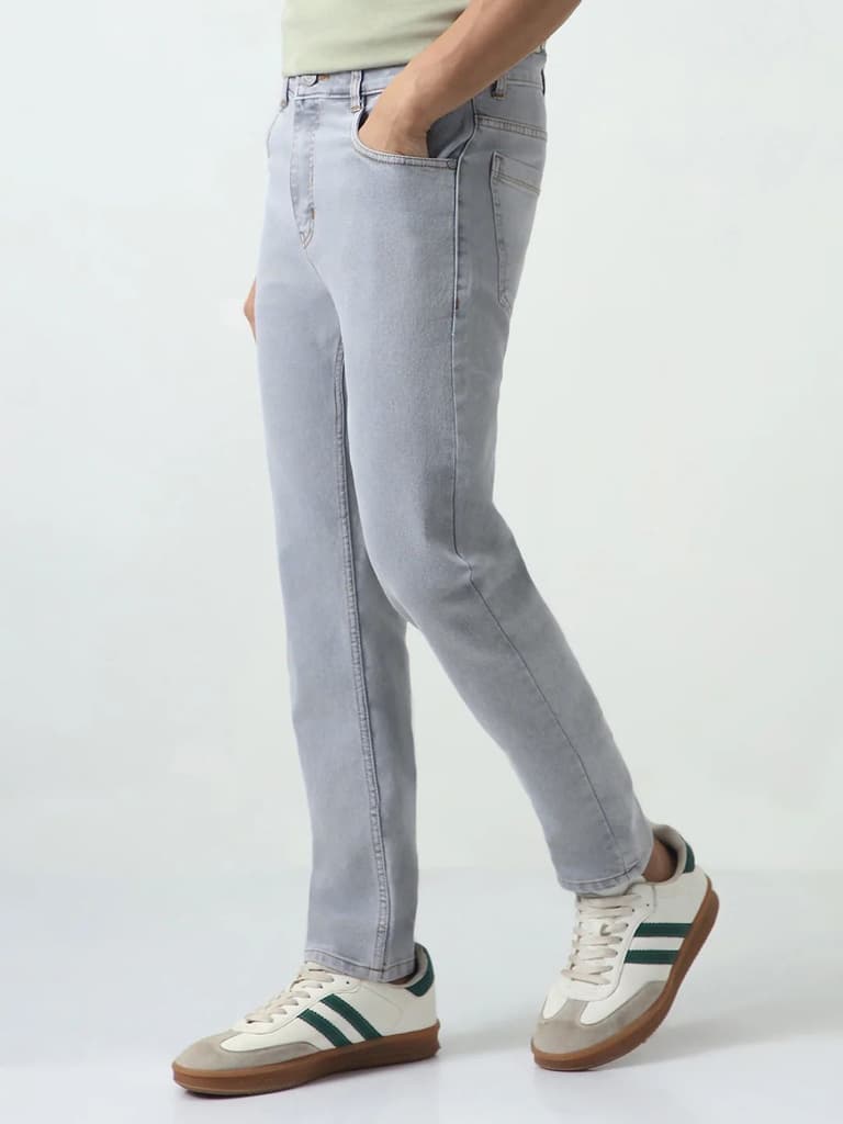 Men's Light Grey Slim Fit Washed Denim Jeans Stretchable — photo 2