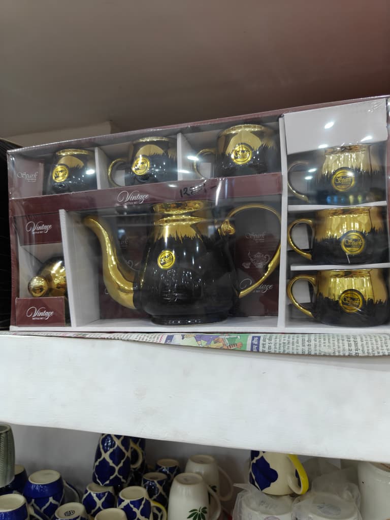 Gold Tea Kettle | Ceramic | Kettle | Gold
