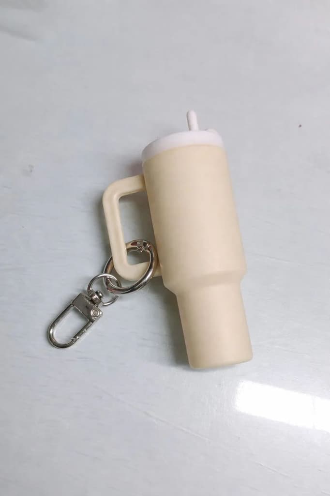 Mini Tumbler Keychain | Tiny Money Holder Keychain — photo 7