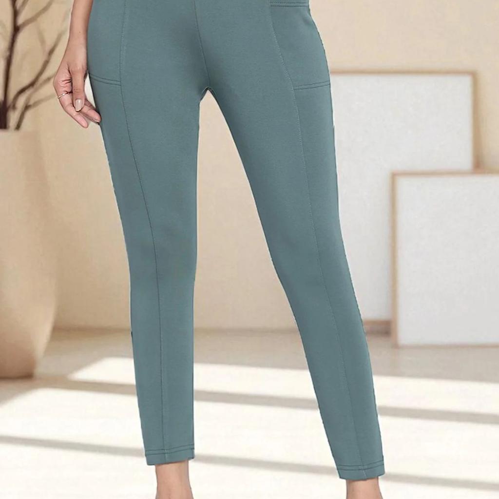 Green Solid Calf Length Tights