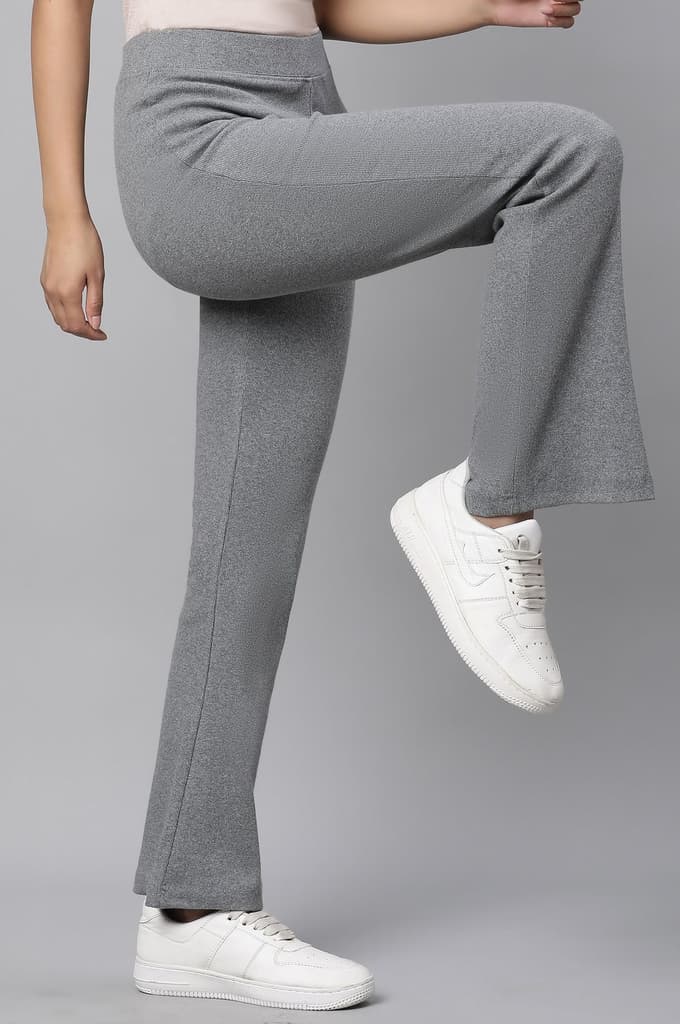 Grey Solid Flared Pants With Elasticated Waist — photo 4
