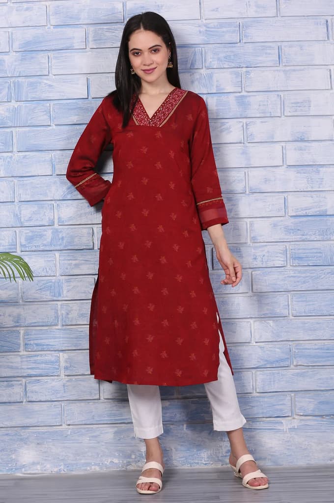 Pink Paisley Printed Thread Embroidered Crepe Flared Kurta — XS