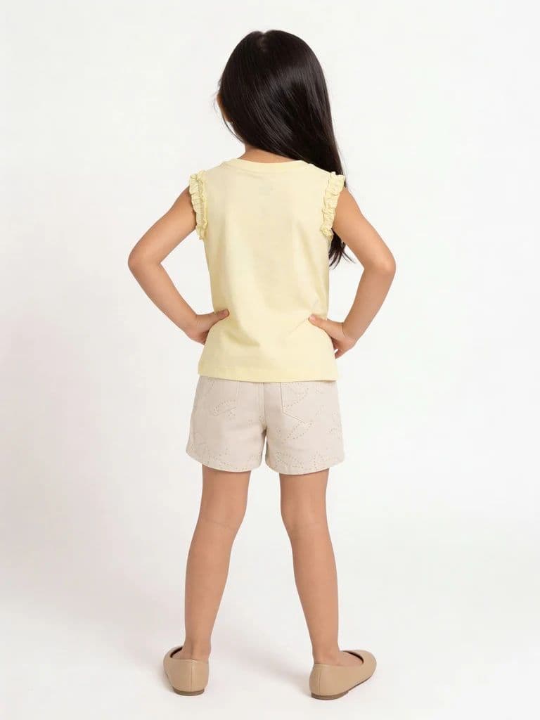 HOP Kids Girls Off-White Schiffli Pattern Denim Shorts — photo 2