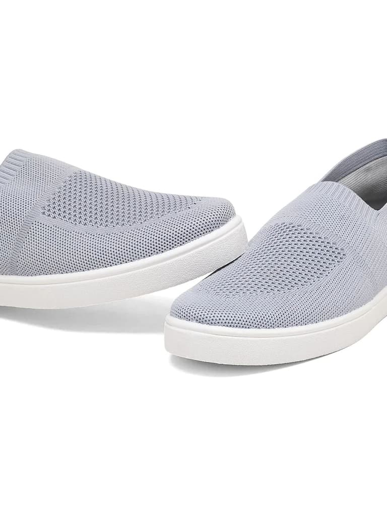 AXTO Grey Men's Walking Shoes — photo 7