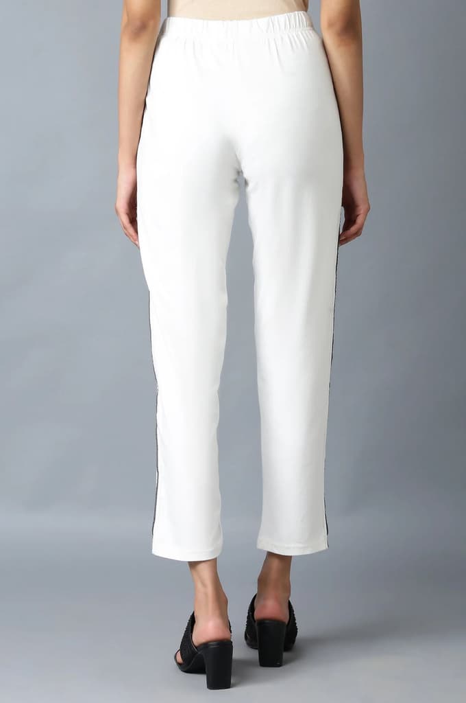 White Solid Straight Fit Cotton Pants With Elasticated Waistband — photo 2