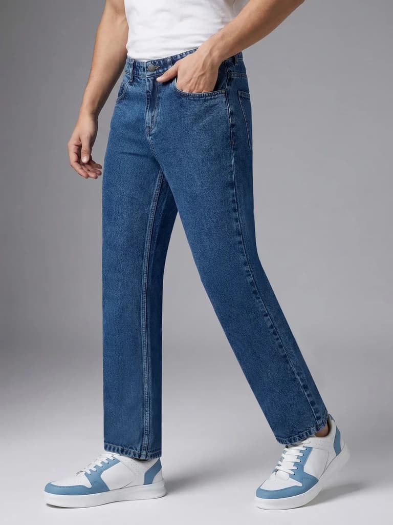 Men's Light Blue Relaxed Fit Washed Denim Jeans Non-Stretchable — photo 2