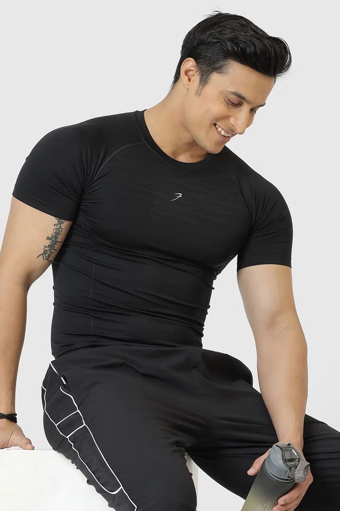 Power Seamless T-shirt Black/Logo — photo 2