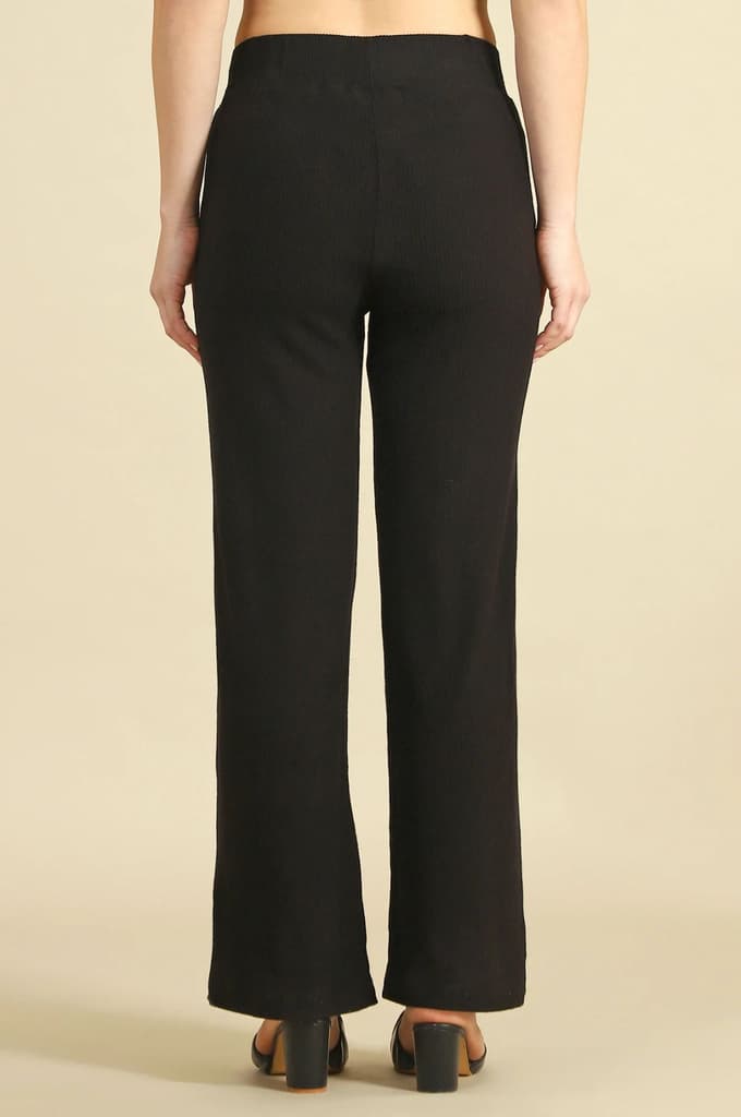 Black Solid Straight Fit Pants With Slip On Closure — photo 5