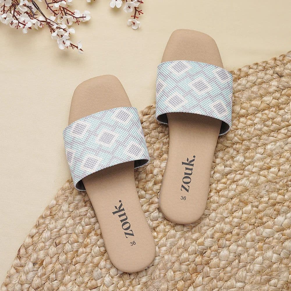Umaid Diamond Casual Flats — photo 3