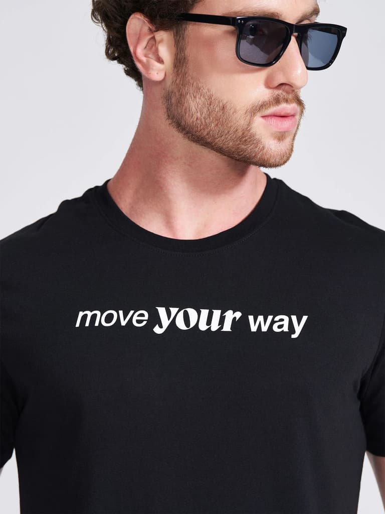 Men's Black Printed Round Neck T-Shirt — photo 3