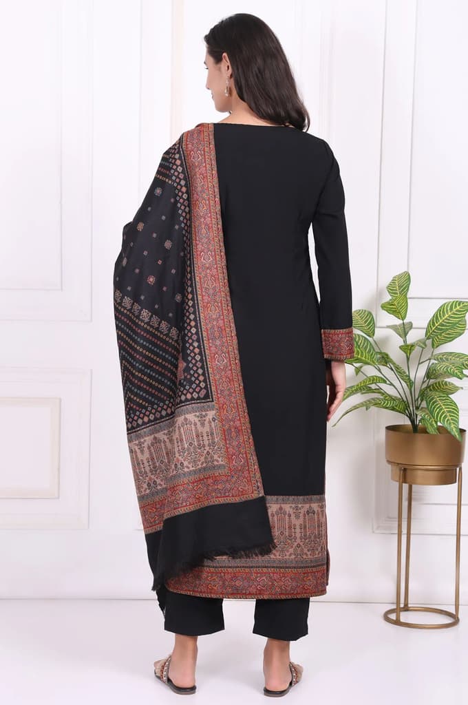 Black Ethnic Motifs Printed Straight Kurta, Pants and Shawl Set — photo 5