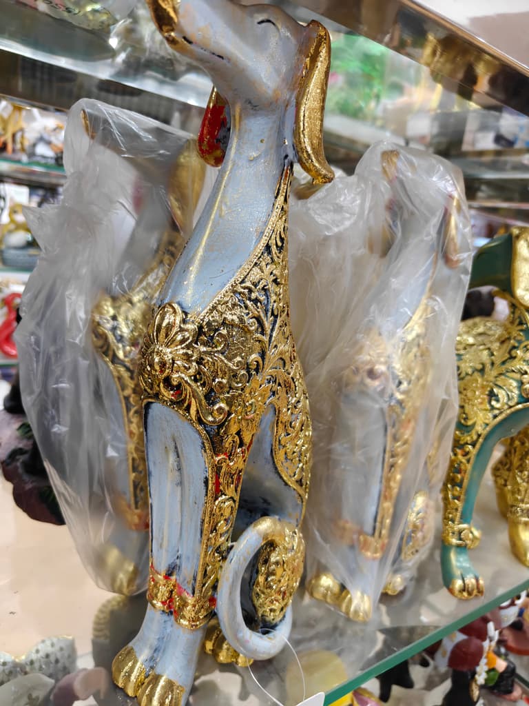 Gold Statue of a Dog | Decorative | Sculpture | Gold