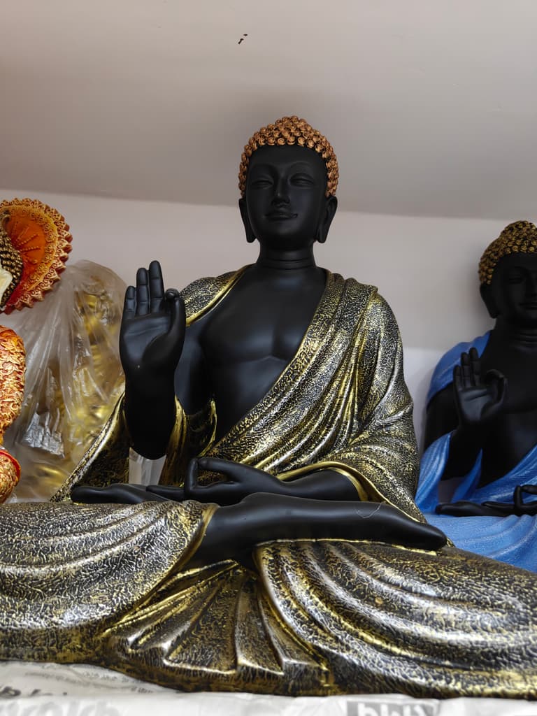 Black Buddha Statue | Decorative | Gold | Meditation