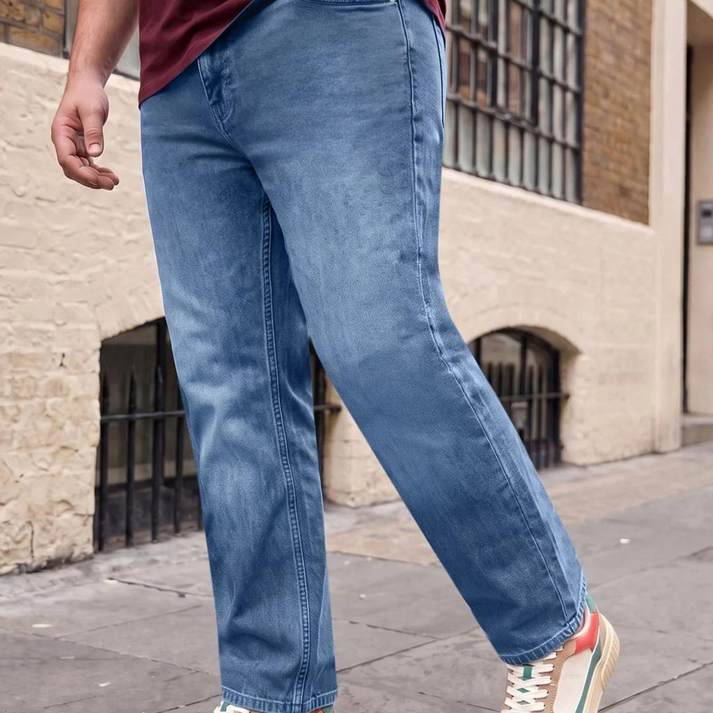 Plus Men's Light Blue Relaxed Fit Washed Denim Jeans Non-Stretchable