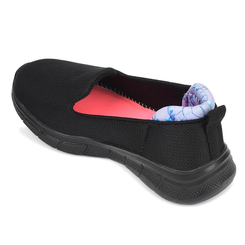 Leap7x Black Sports Non Lacing Walking Shoes For Women KAPPER By Liberty — photo 5