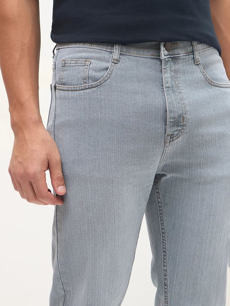 Men's Light Grey Straight Fit Washed Denim Jeans Stretchable — photo 5
