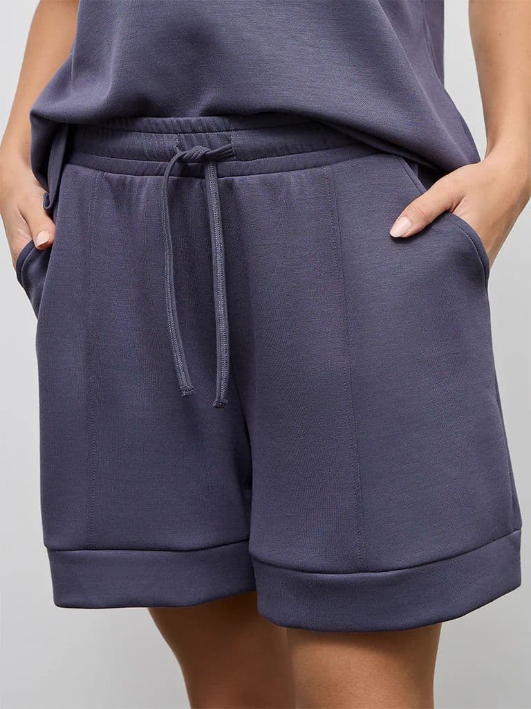 Wunderlove Charcoal Solid High-Rise Shorts — photo 3
