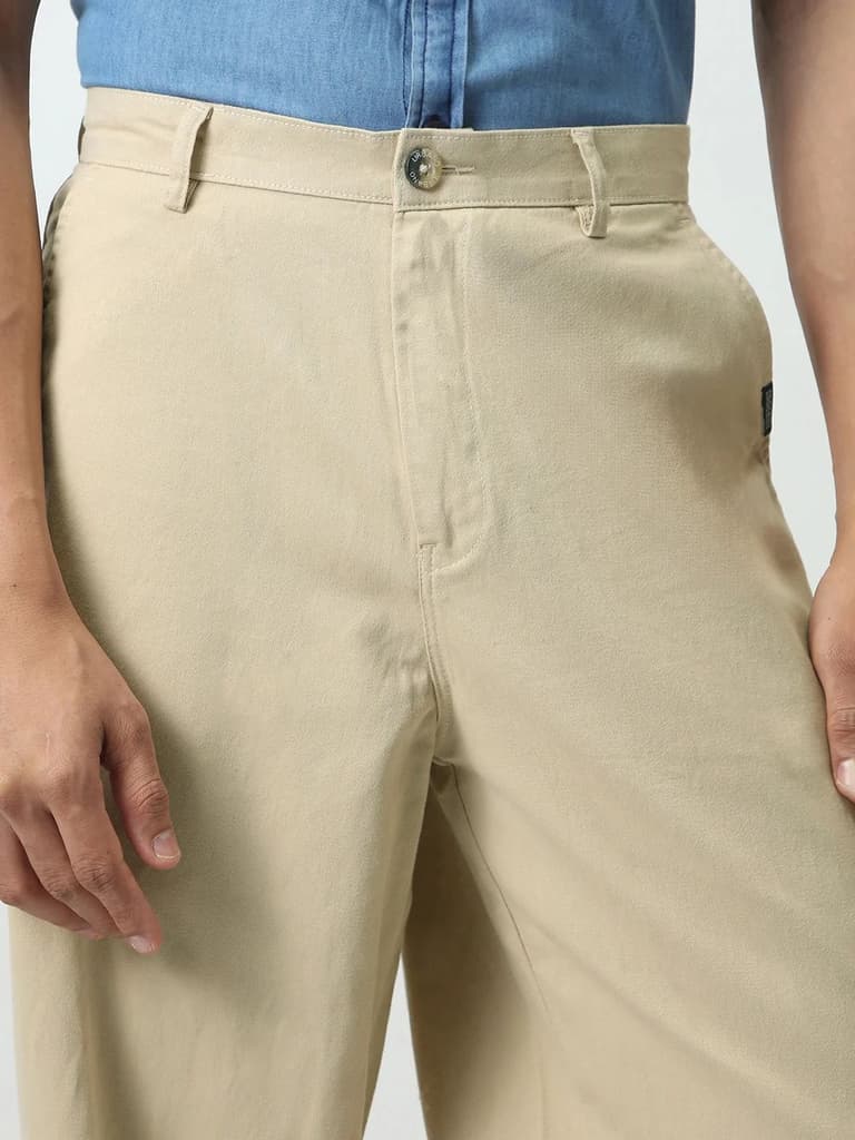 Men's Beige Loose Baggy Fit Solid Chino Trousers Non-Stretchable — photo 6
