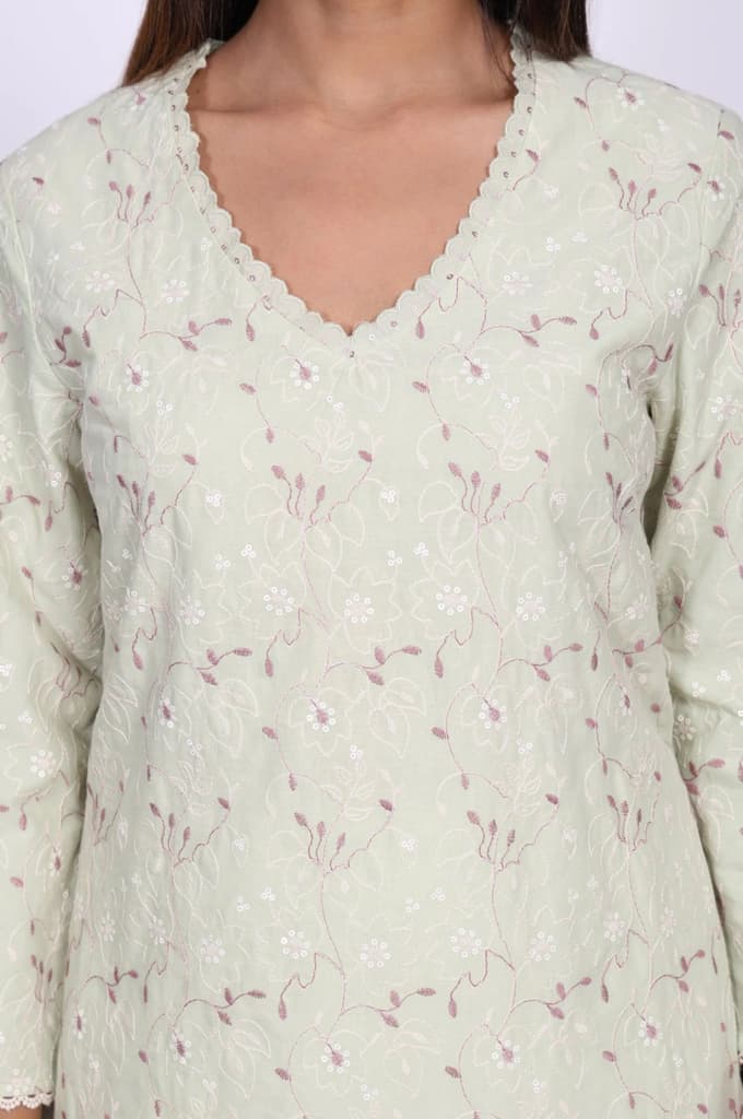 Green Chikankari Pure Cotton Straight Kurta — photo 2