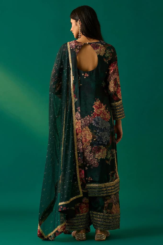 Green Floral Printed Embellished Straight Kurta with Salwar and Dupatta Set — photo 4