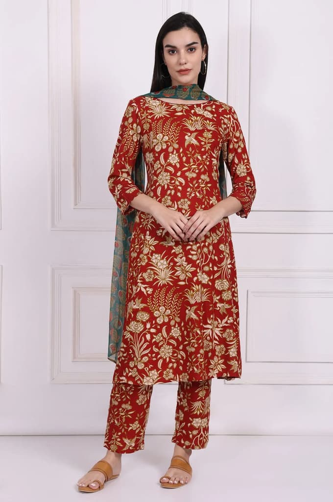 Red Floral Printed A-Line Kurta with Straight Pant and Dupatta Set — photo 2
