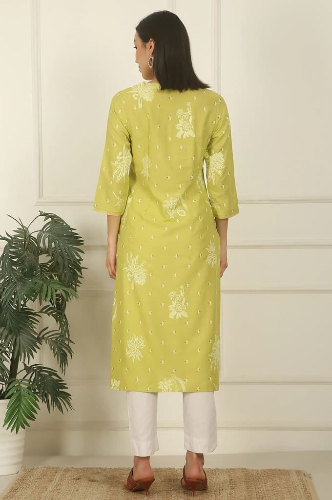Green Floral Printed Rayon Straight Kurta with Embroidered Yoke — photo 5