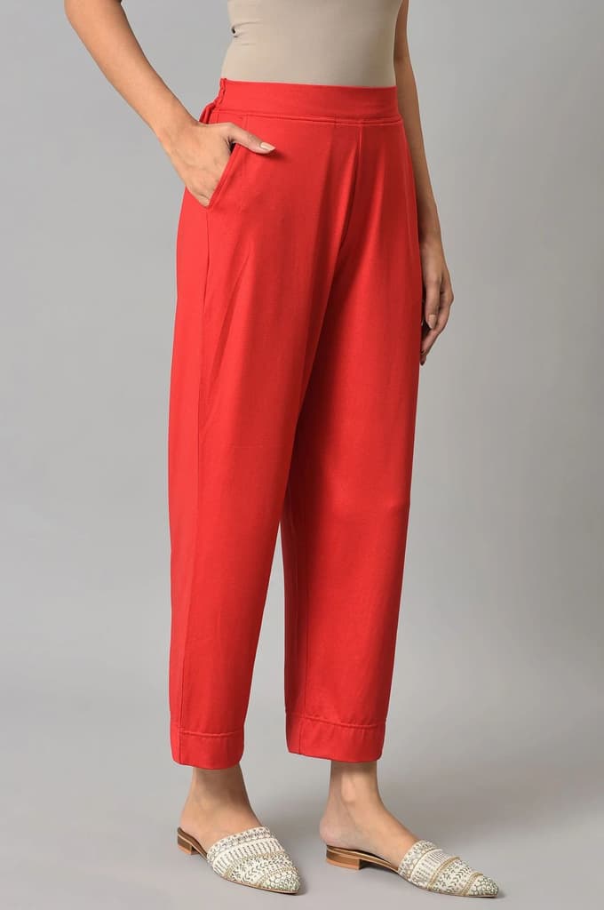 Red Solid Straight Fit Palazzo With Side Pockets — photo 4