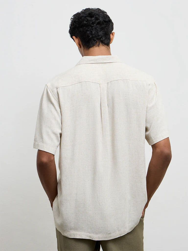 ETA Off-White Solid Relaxed-Fit Shirt — photo 4