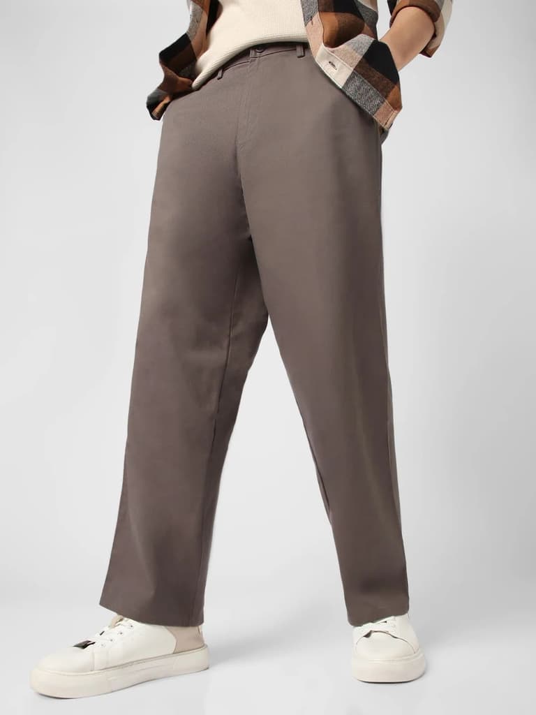 Men's Dark Grey Loose Baggy Fit Solid Chino Trousers Non-Stretchable — photo 2