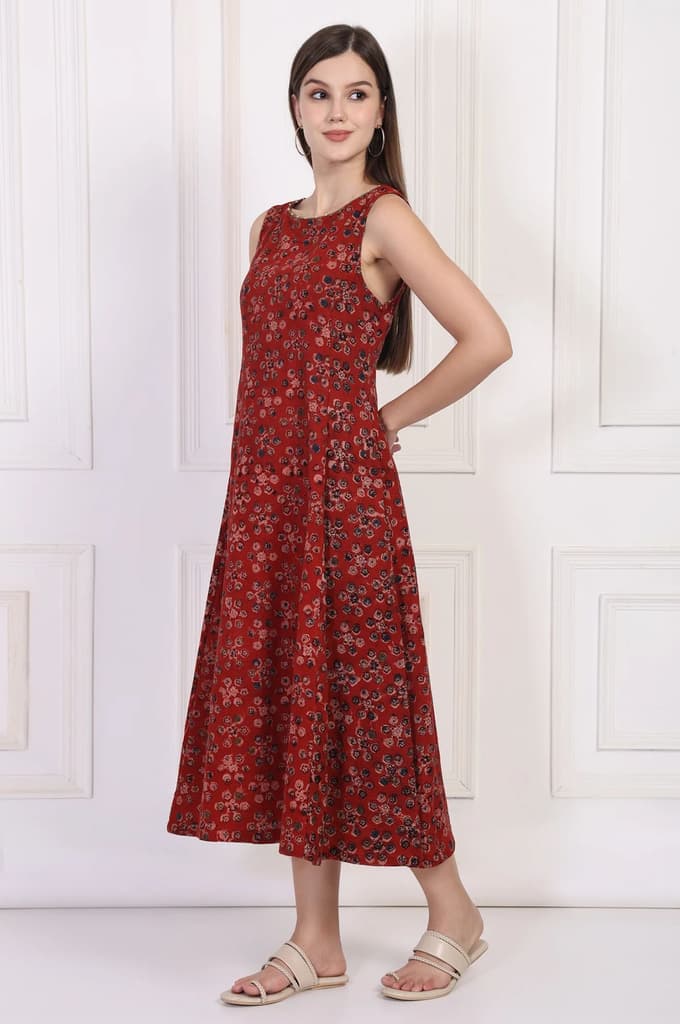 Maroon Floral Printed Cotton A-Line Dress — photo 4
