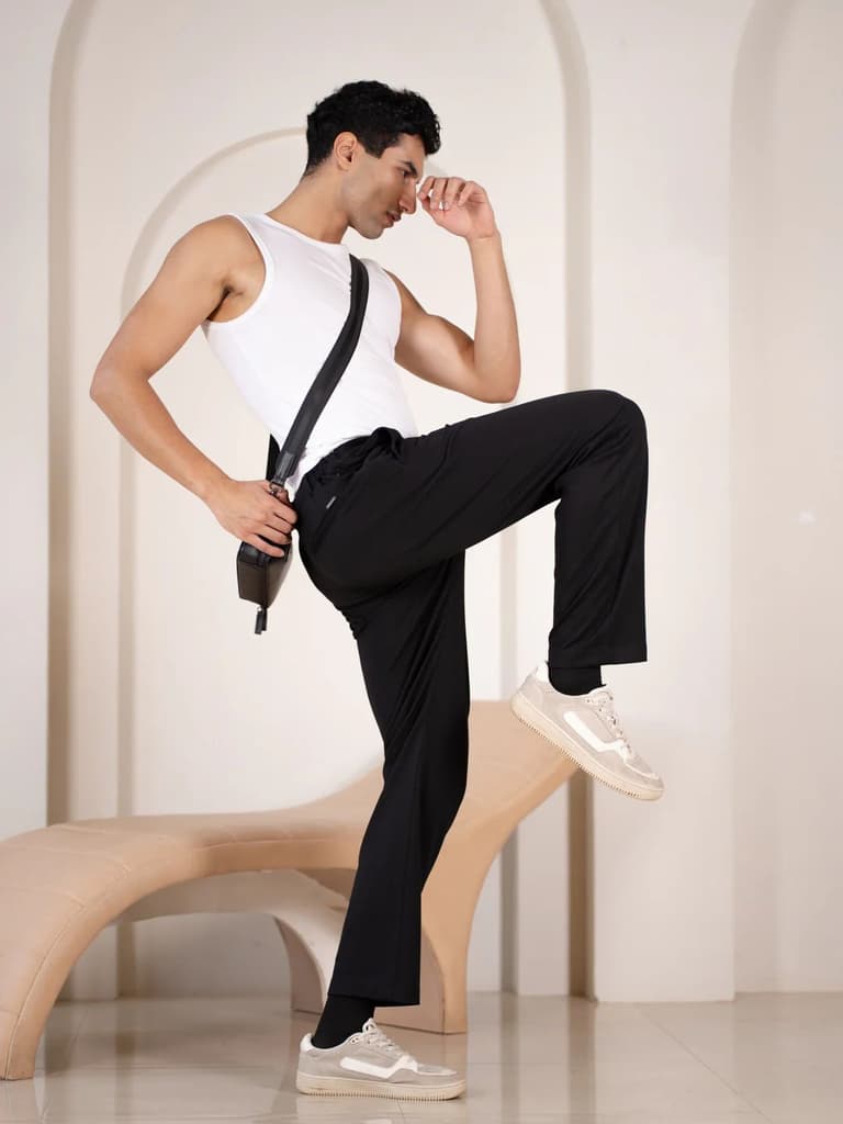 Compass Black Stretchable Travel Pants — photo 9