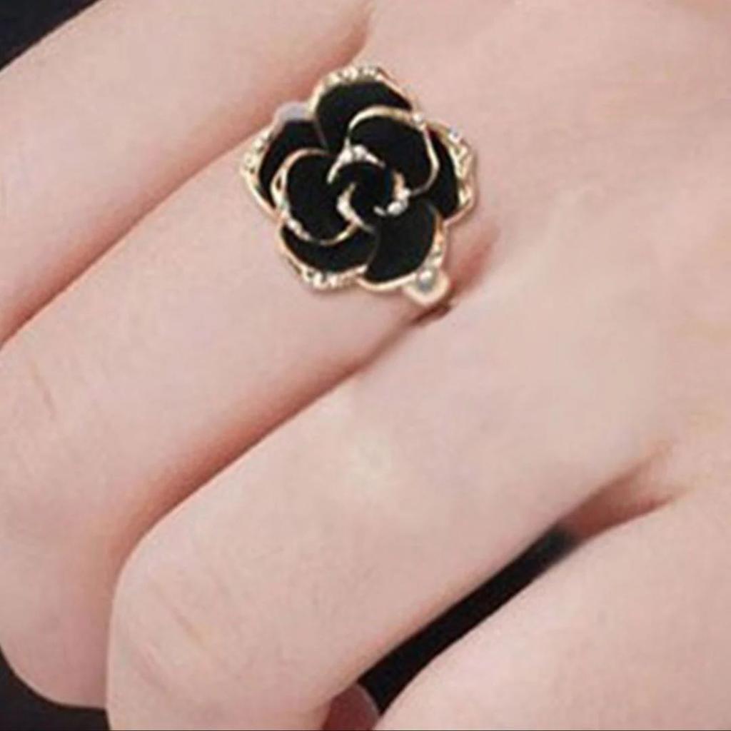 Midnight Bloom – Noir Rose Ring — photo 2