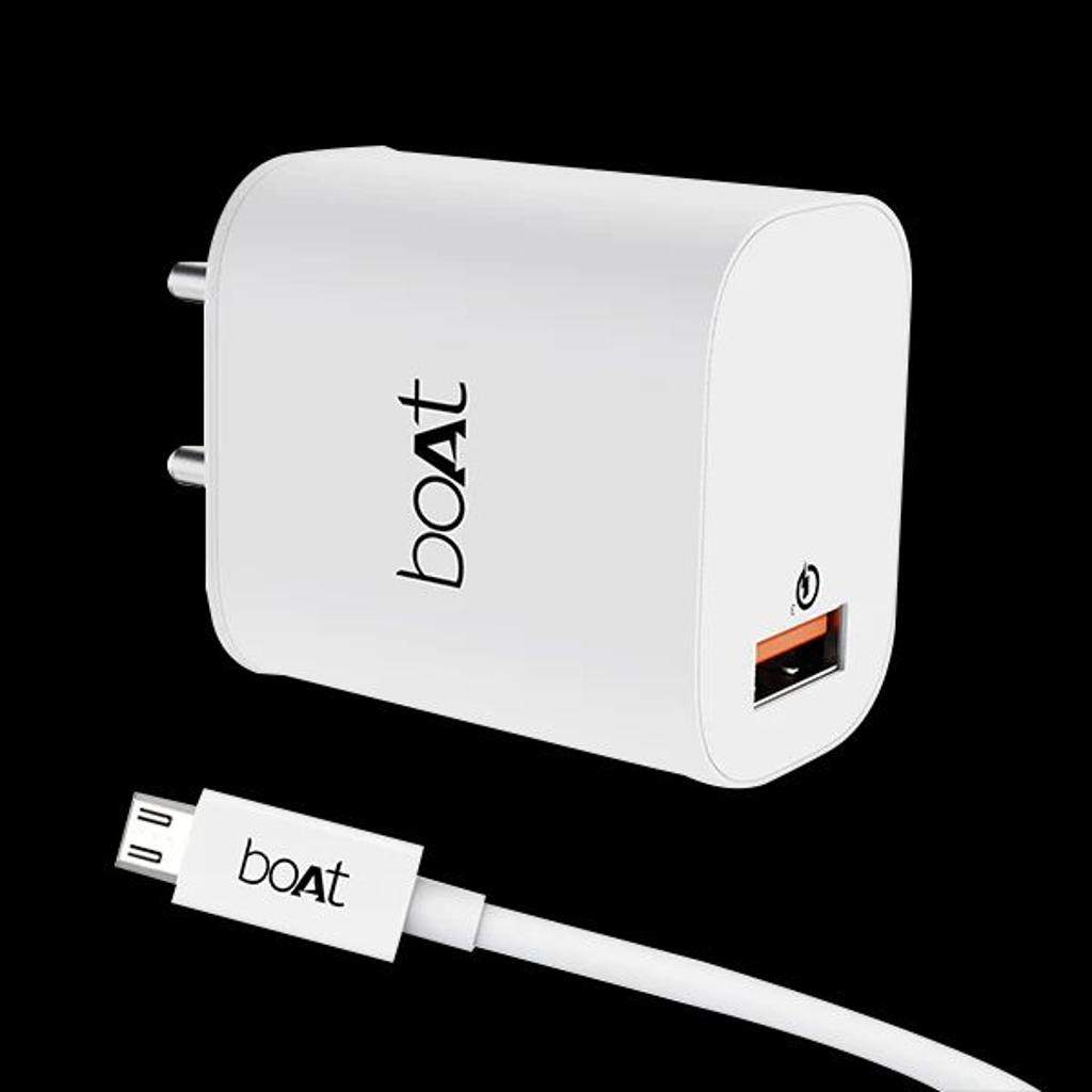 boAt WCD QC3.0 With Micro USB Cable