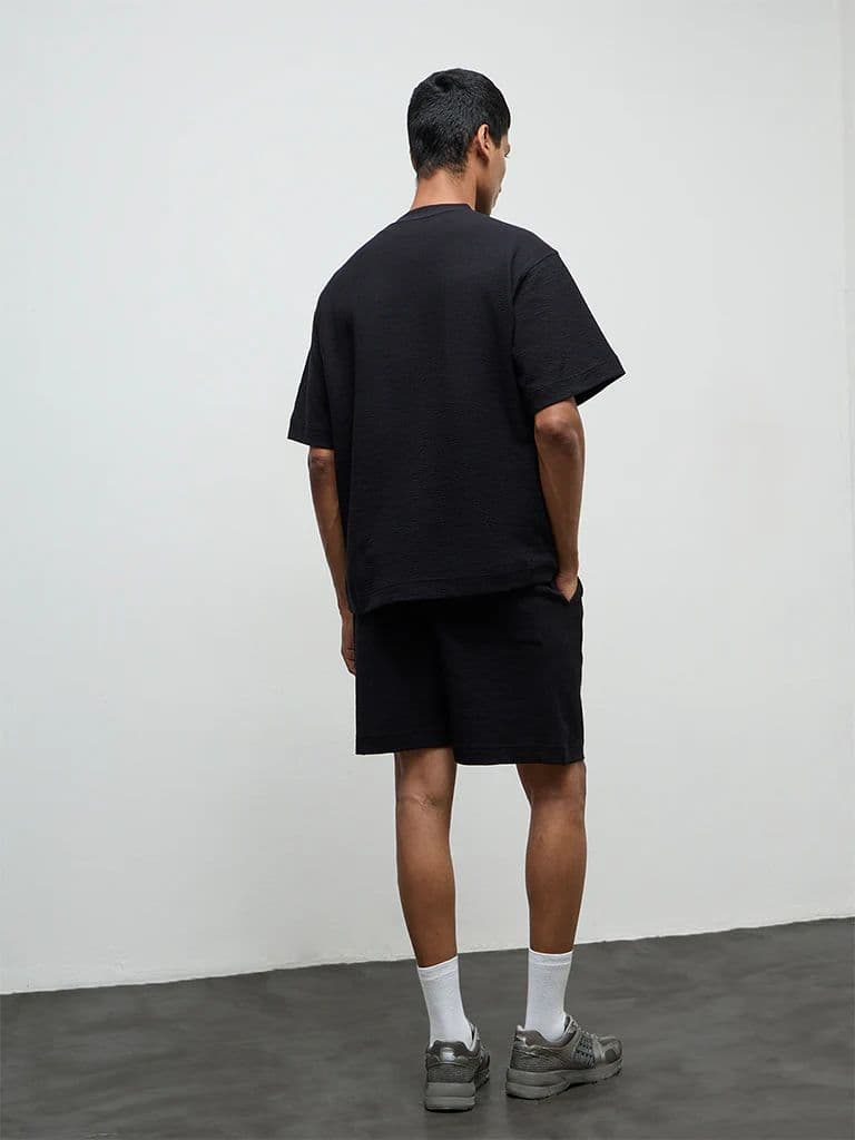 Nuoflexx Black Relaxed-Fit Mid-Rise Cotton-Blend Shorts — photo 4