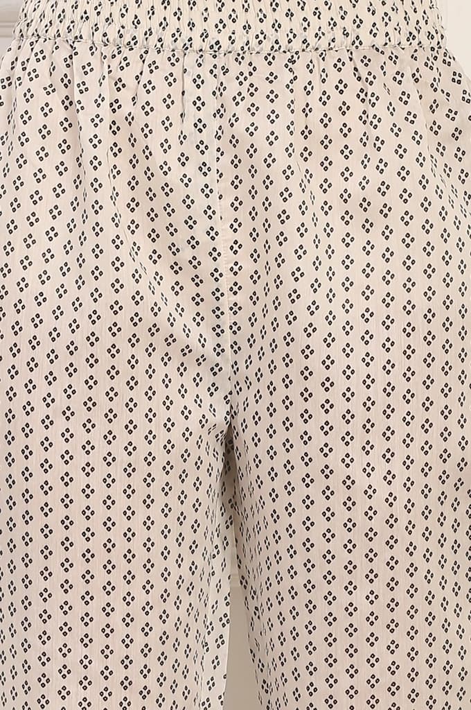 White Floral Printed Embellished Chanderi Flared Kurta, Pant and Dupatta Set — photo 8