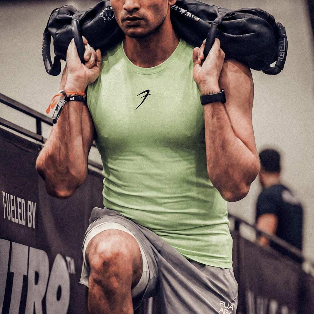 Compression Sleeveless Tank Lime