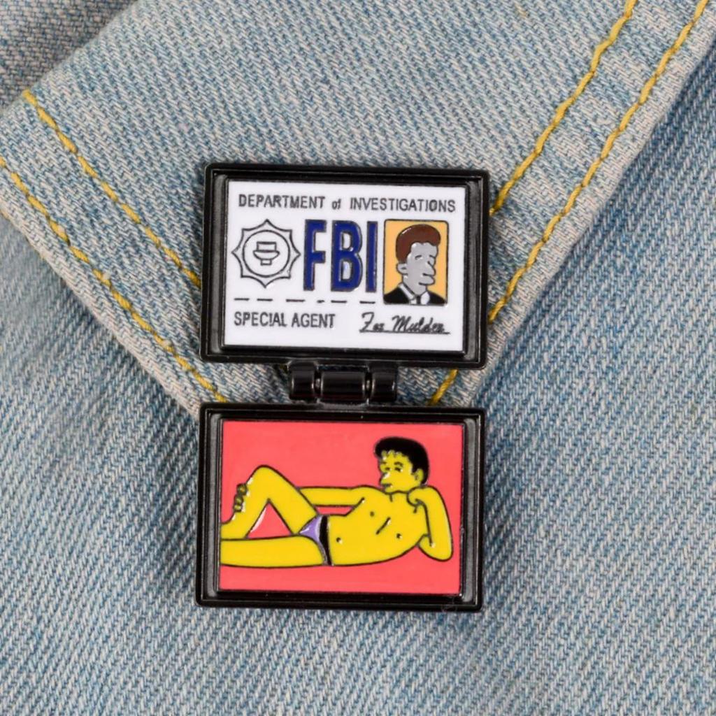Quirky Secret Agent Brooch | Funny Lapel Pin — photo 2