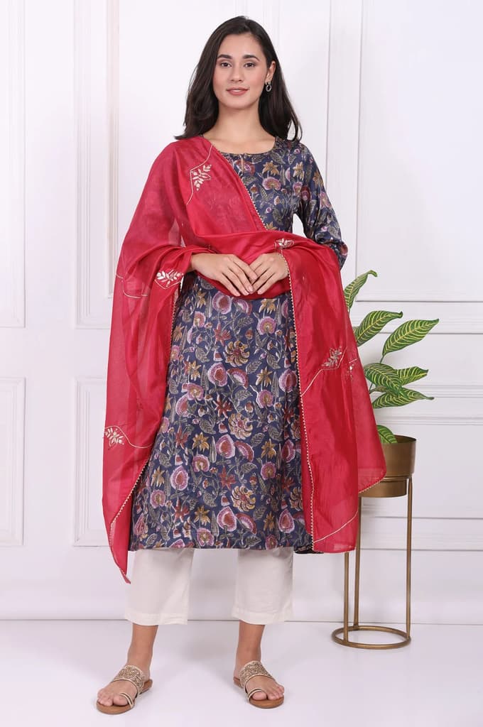 Pink Floral Printed Embroidered Silk Blend Dupatta — photo 4