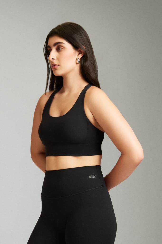 Black OnTheGo Cross Back Sports Bra — photo 4