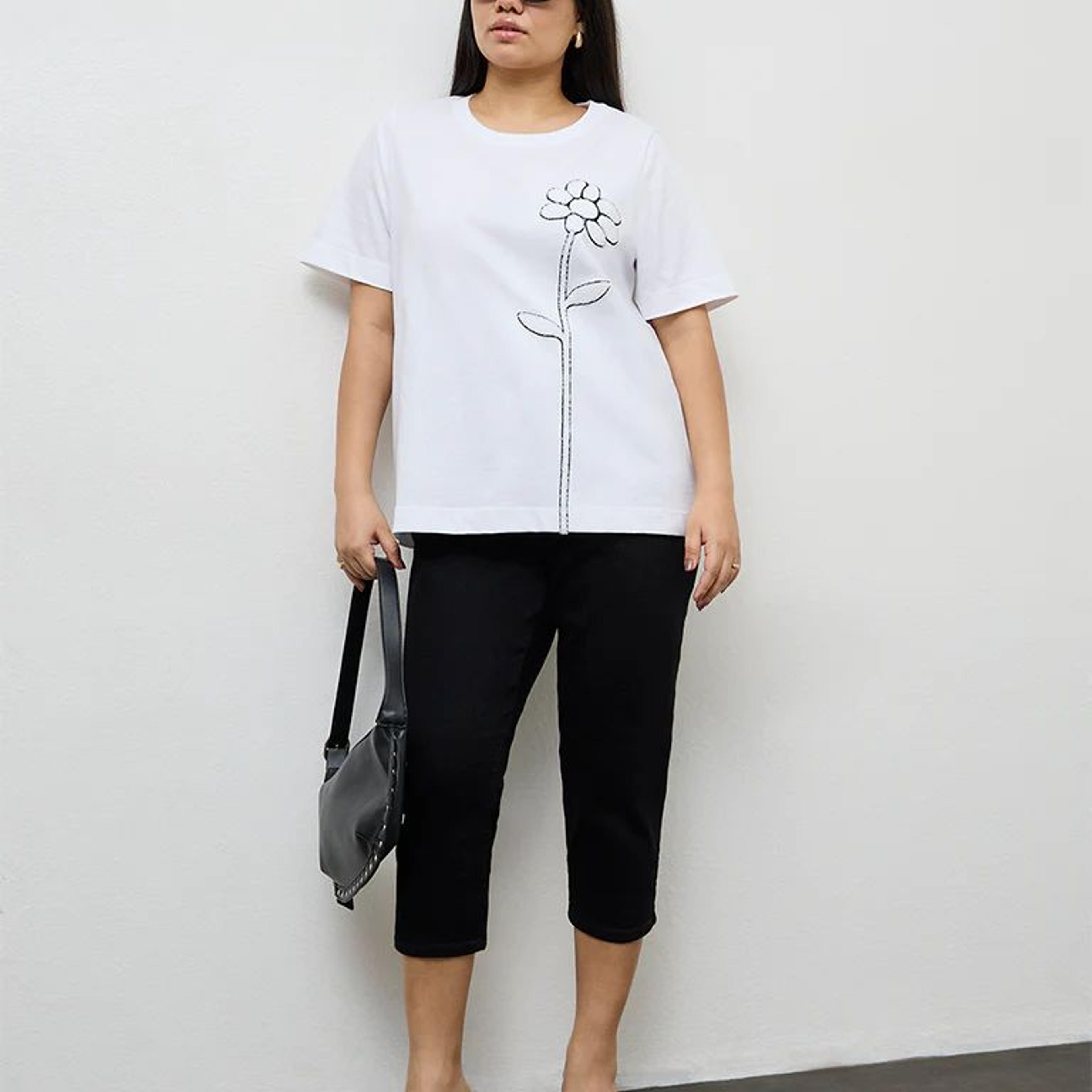 Gia Black High-Rise Capri