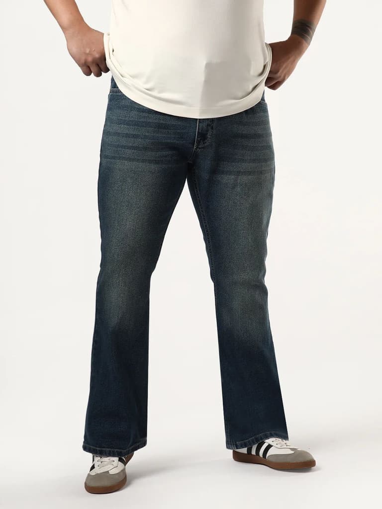 Plus Men's Light Blue Bootcut Fit Mid Rise Heavy Washed Jeans Stretchable