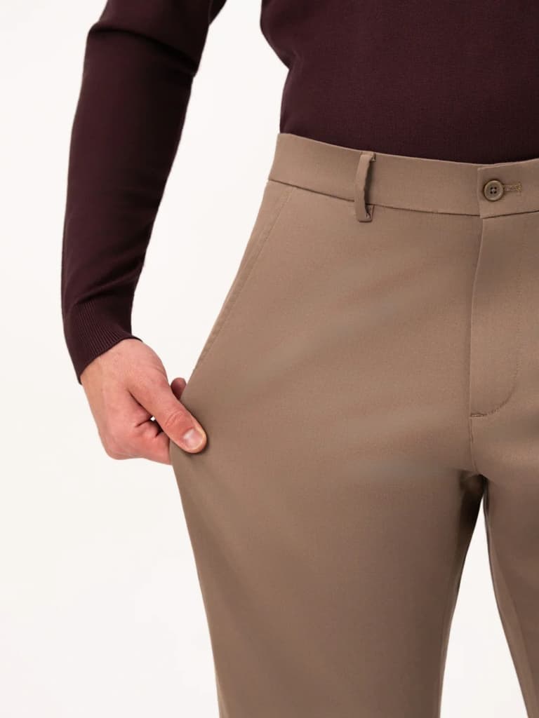 Terranova Khaki Relaxed Fit Stretch Chinos for Men — photo 4