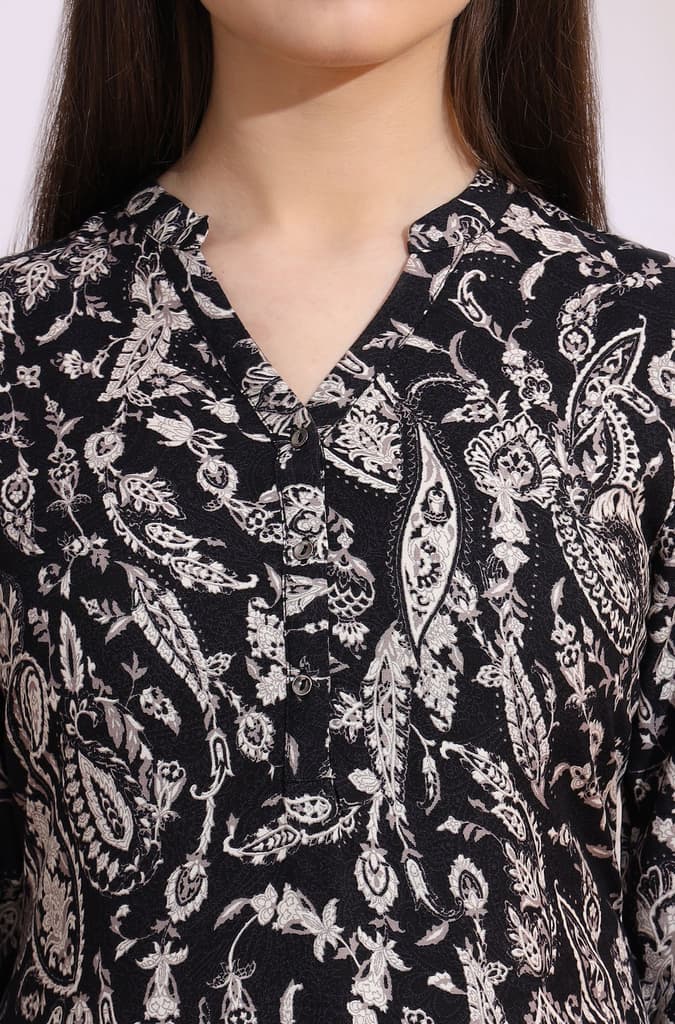 Black Bold Floral Printed Cotton Cambric Straight Kurta — photo 4