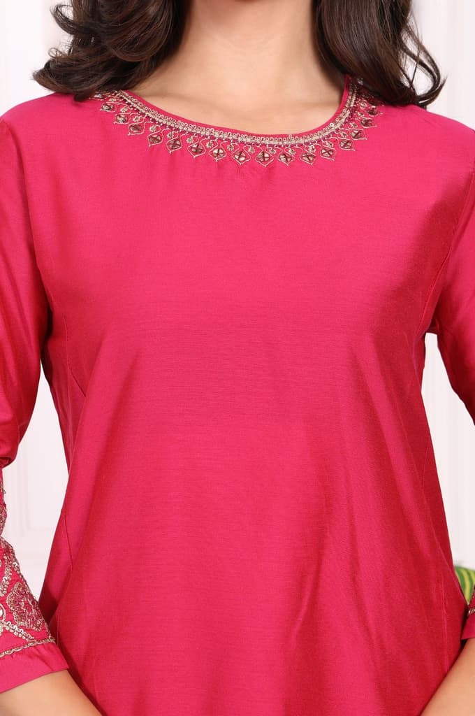 Pink Solid Metallic Embroidered Straight Kurta — photo 3