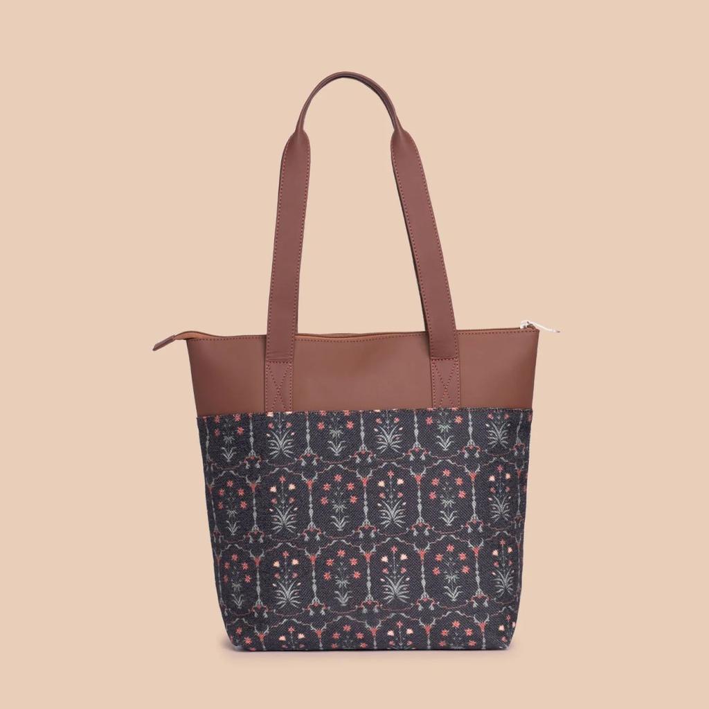 Taj Guldasta Everyday Tote Bag & Chain Wallet Combo — photo 3
