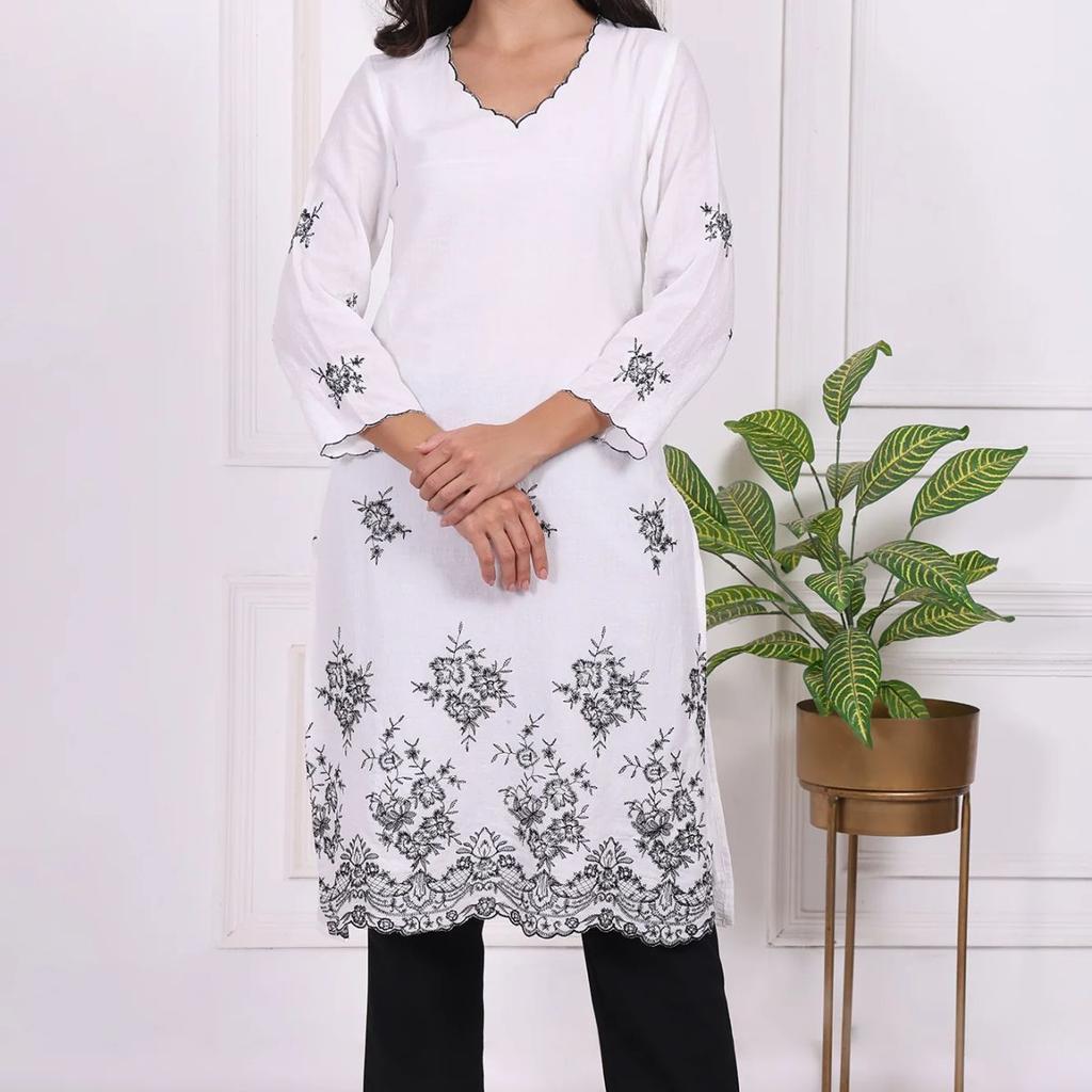 White Floral Printed Thread Embroidered Rayon Straight Kurta